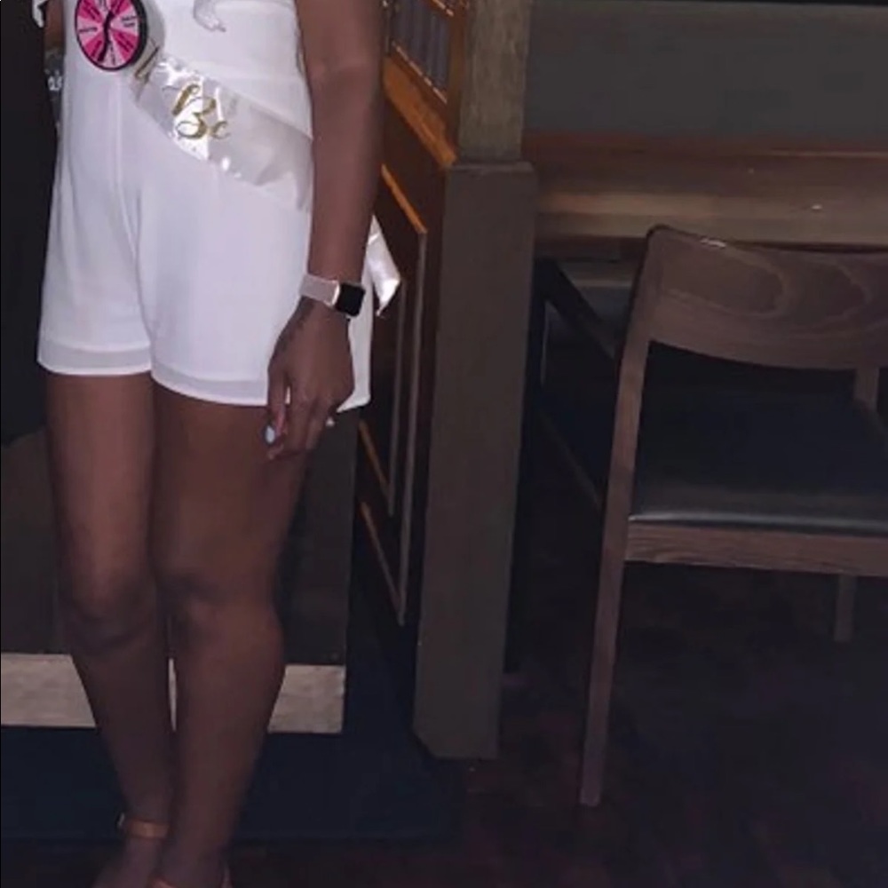 Ruffle sleeve white romper